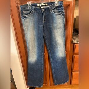 GAP Women's Bootcut Jeans in Blue Wash